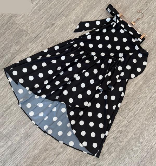 Wraparound skirt poca dots black