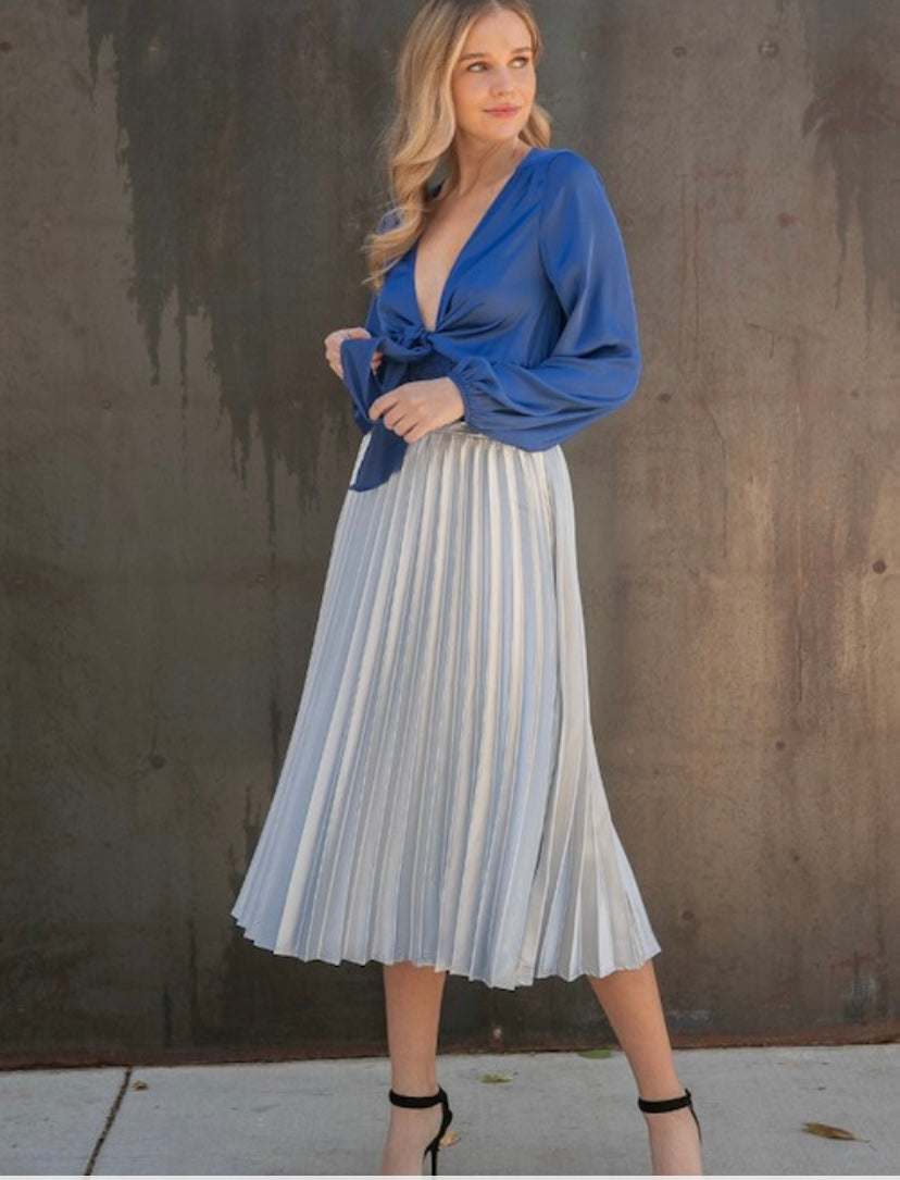 Silver satin pleated clearance skirt