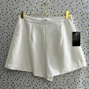 White Asymmetric Pleats Skort