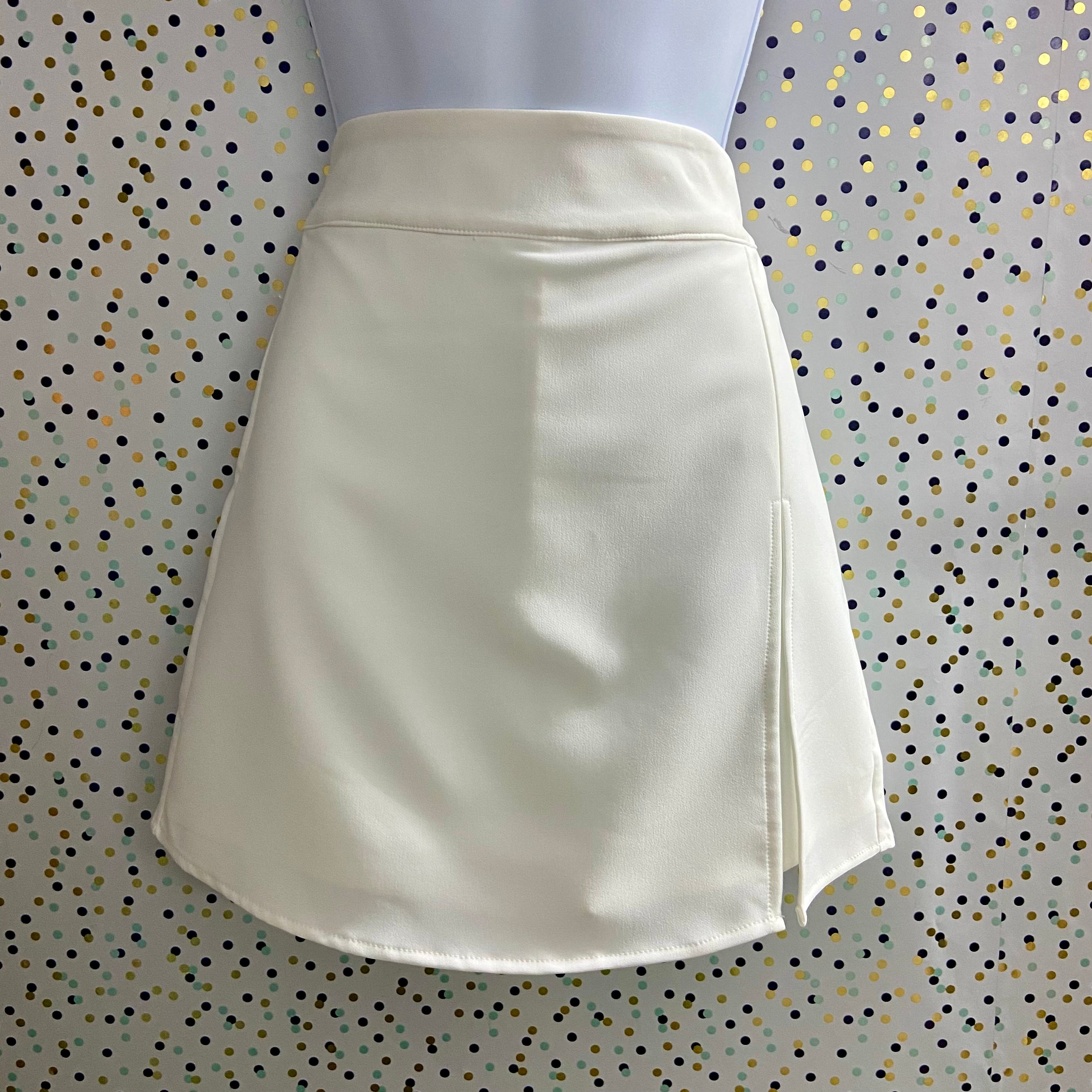 Mini White Skort With Slit